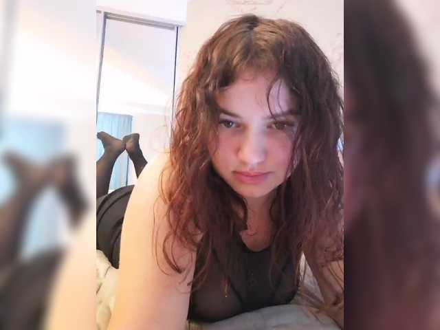 Yulua1285 live cam on BongaCams