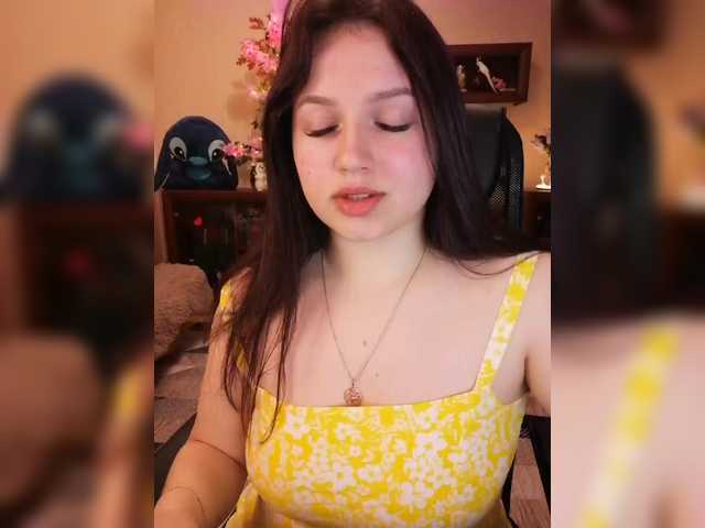 Yulua1285's BongaCams show and profile