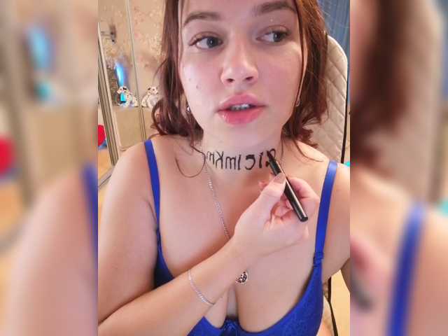 ___Julia___ live cam preview