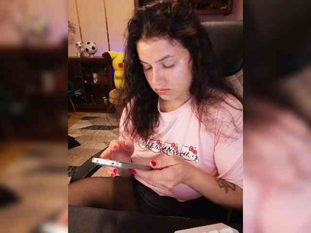 JuliaHesperaks webcam