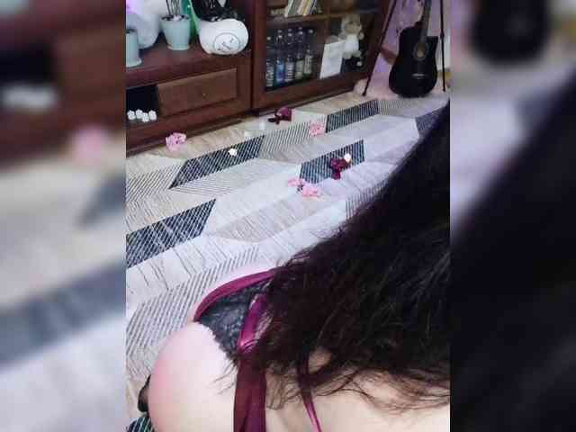 JuliaHesperaks webcam