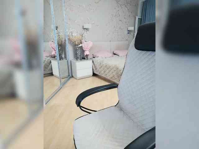 ___Julia___ webcam