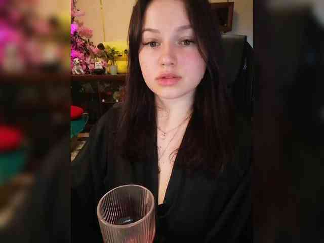 Yulua1285 Live Webcam on BongaCams