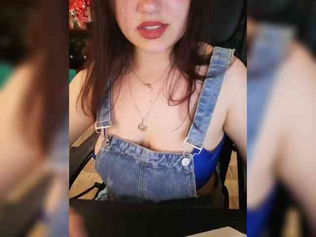 JuliaHesperaks webcam