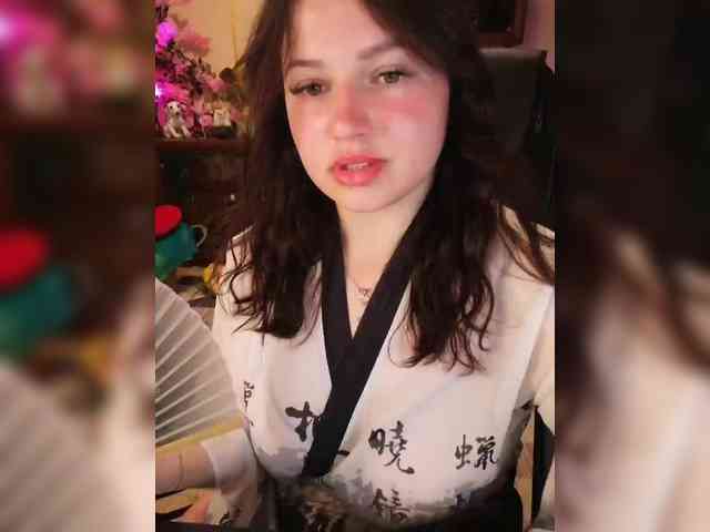 JuliaHesperaks webcam