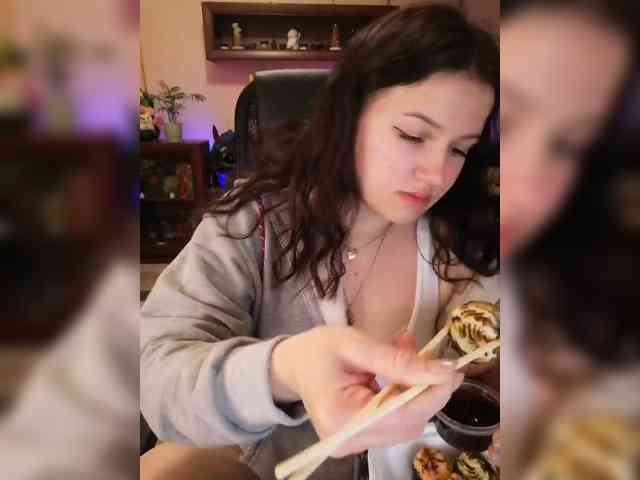 JuliaHesperaks webcam