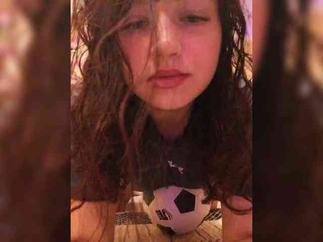 JuliaHesperaks webcam