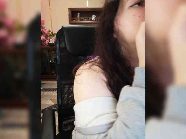 JuliaHesperaks webcam