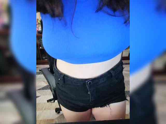JuliaHesperaks webcam