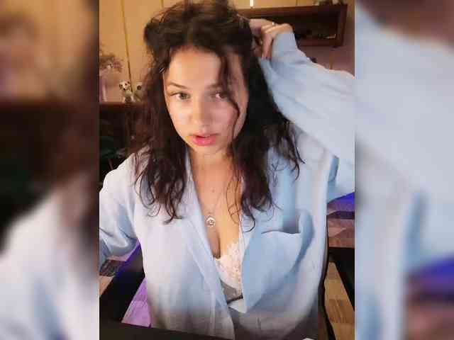 JuliaHesperaks webcam