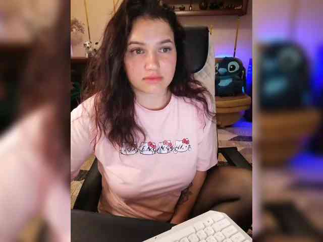 JuliaHesperaks webcam