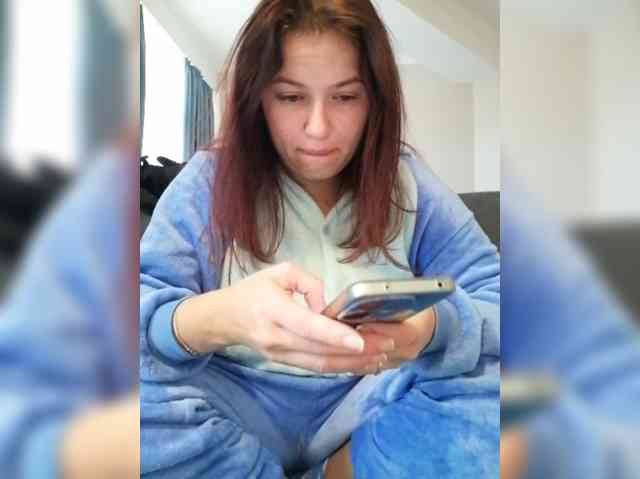 ___Julia___ webcam