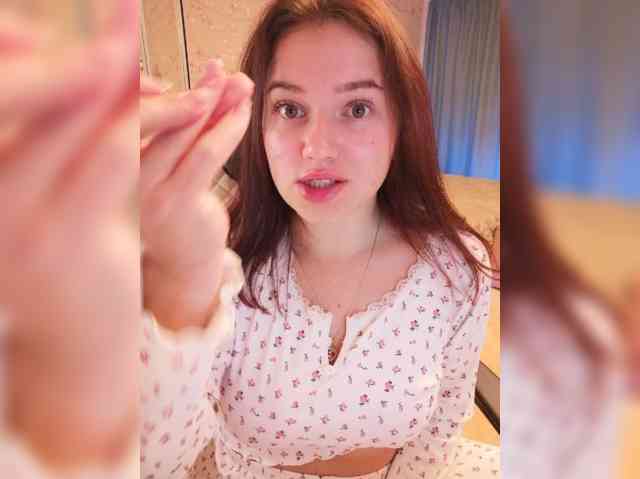 ___Julia___ webcam