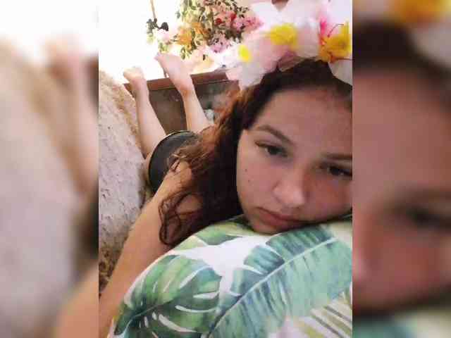 JuliaHesperaks webcam