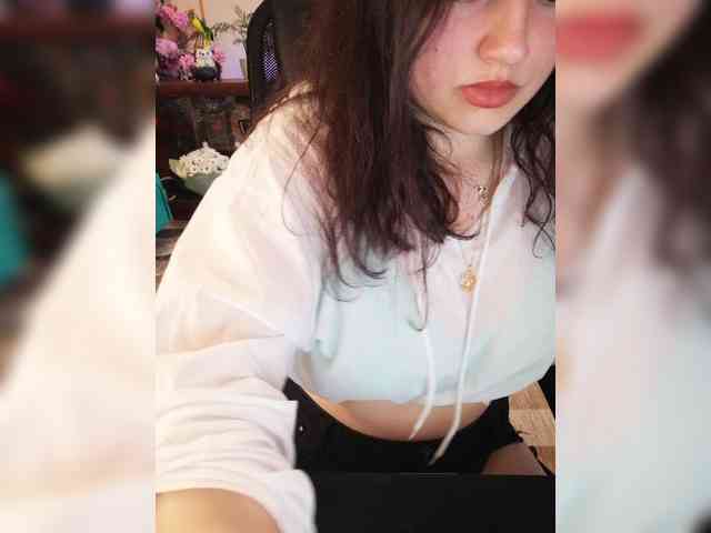 JuliaHesperaks webcam
