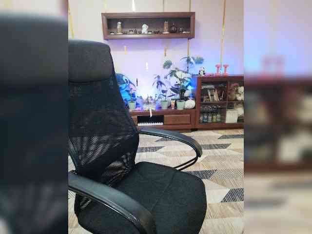 JuliaHesperaks webcam