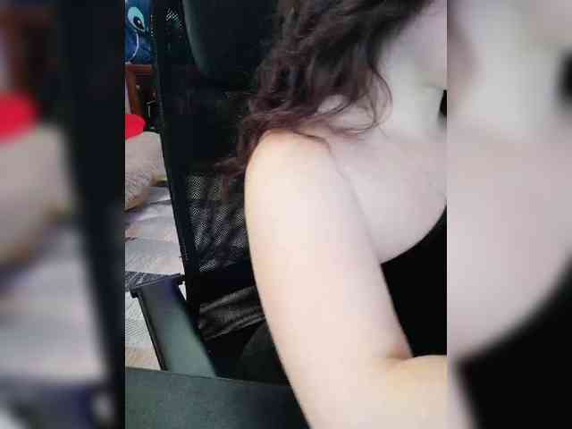 JuliaHesperaks webcam