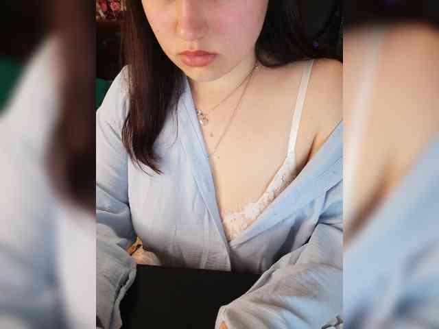 JuliaHesperaks webcam
