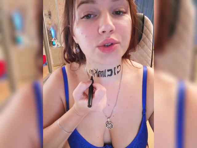 ___Julia___ webcam