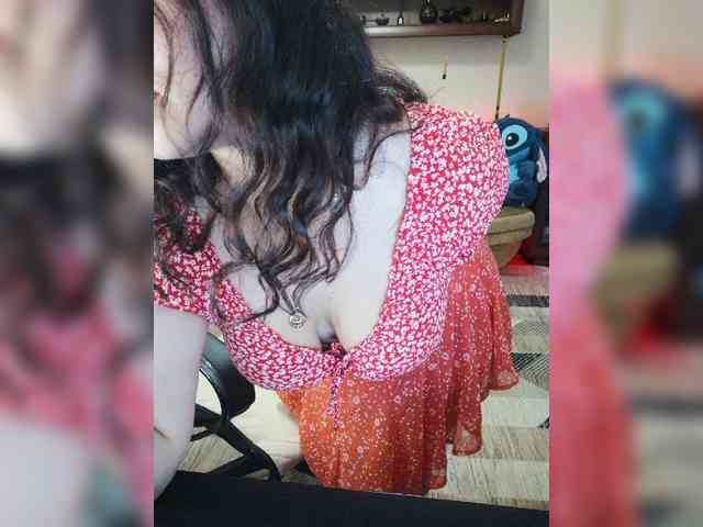 JuliaHesperaks webcam