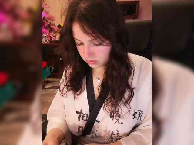 JuliaHesperaks webcam
