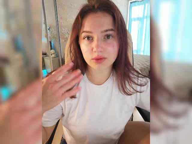 ___Julia___ webcam