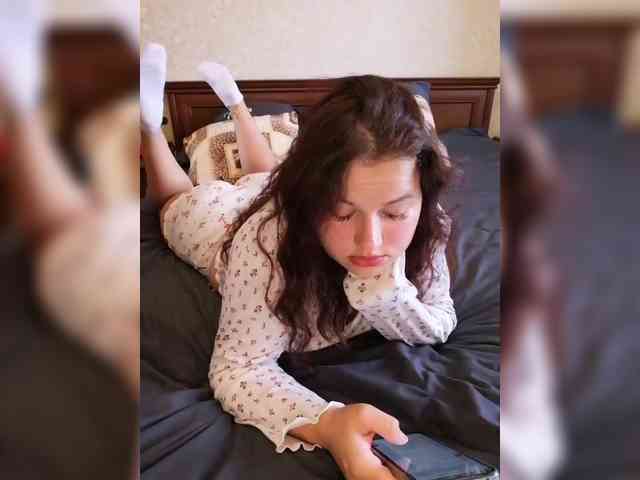JuliaHesperaks webcam