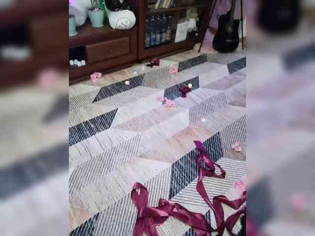 JuliaHesperaks webcam