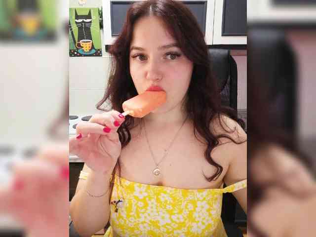 JuliaHesperaks webcam