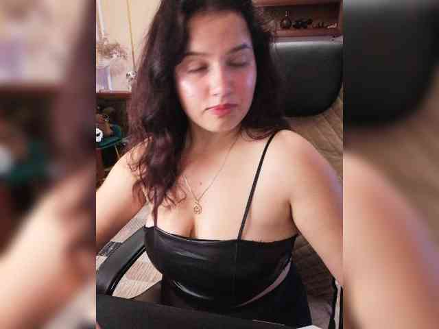 JuliaHesperaks webcam