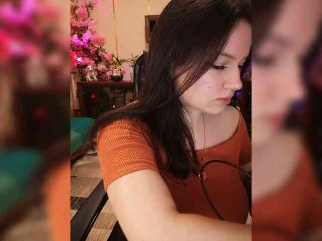 JuliaHesperaks webcam