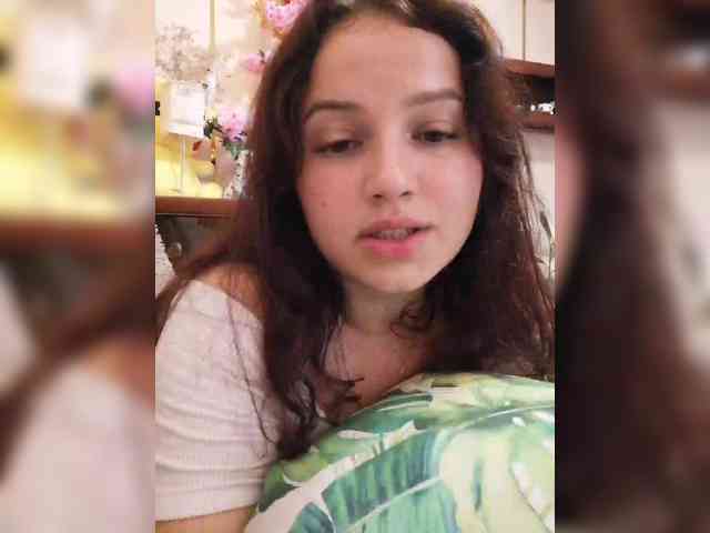 JuliaHesperaks webcam