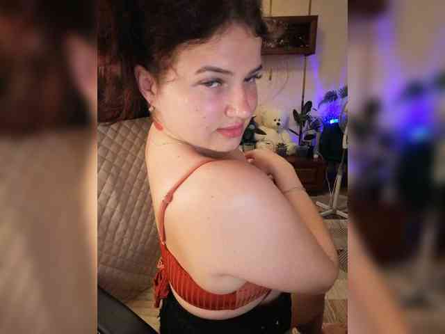 JuliaHesperaks webcam
