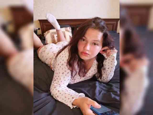JuliaHesperaks webcam