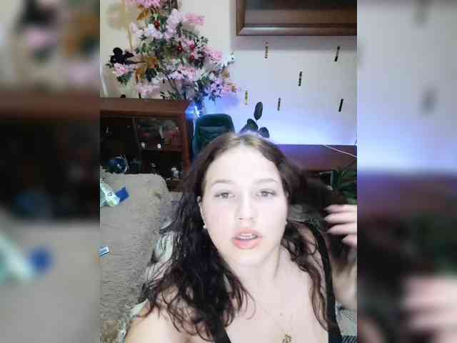 JuliaHesperaks webcam