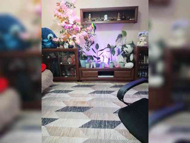 JuliaHesperaks webcam