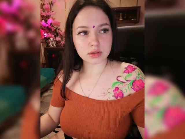 JuliaHesperaks webcam