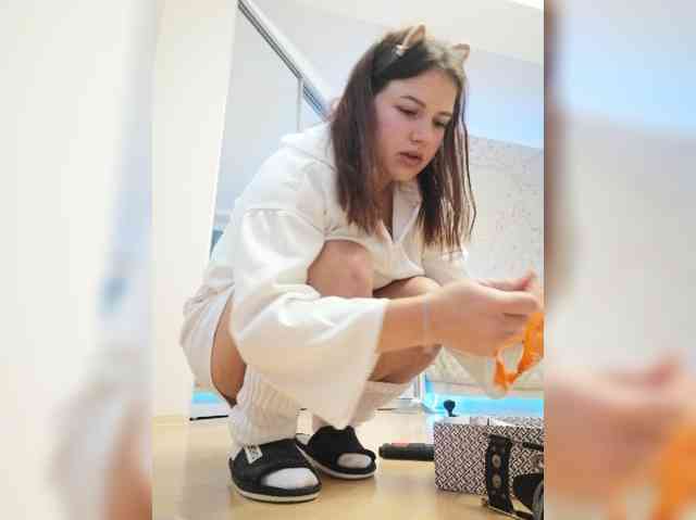 Model: ___Julia___