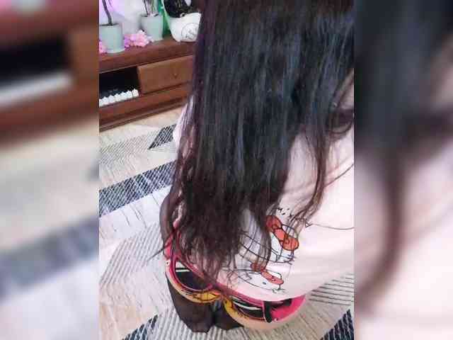 JuliaHesperaks webcam