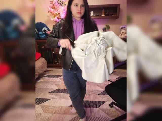 JuliaHesperaks webcam