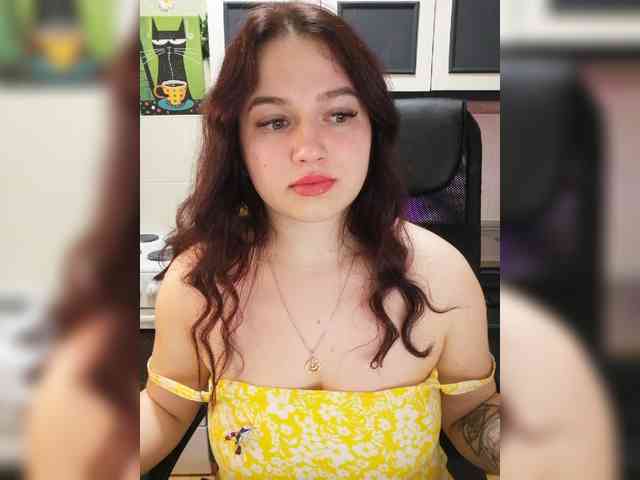 JuliaHesperaks webcam