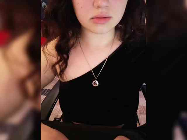 JuliaHesperaks webcam