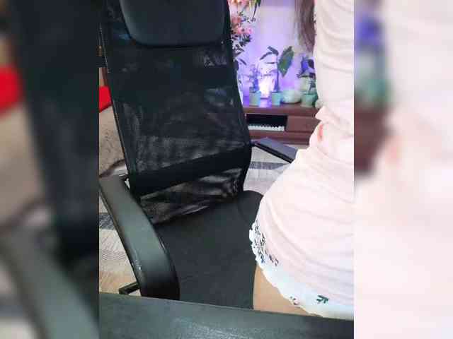 JuliaHesperaks webcam