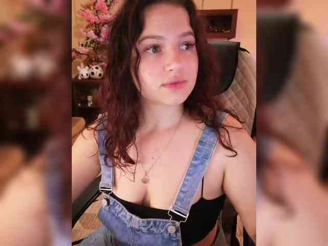 JuliaHesperaks webcam