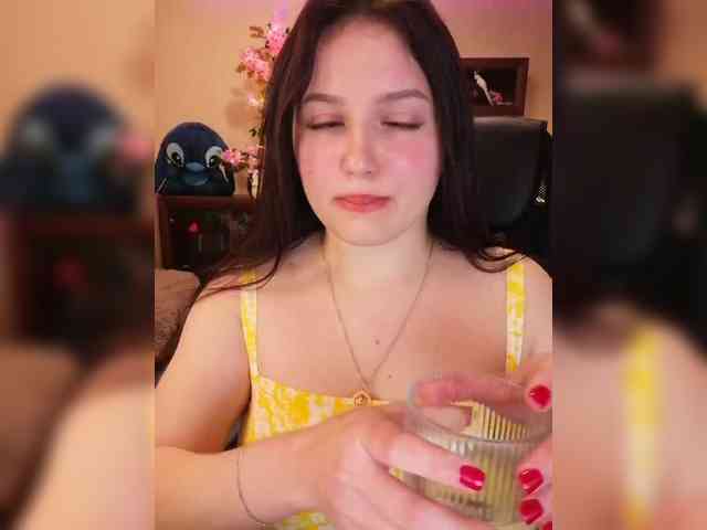 JuliaHesperaks webcam