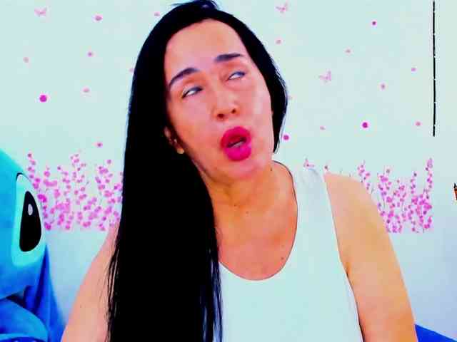 MariannaCortez webcam