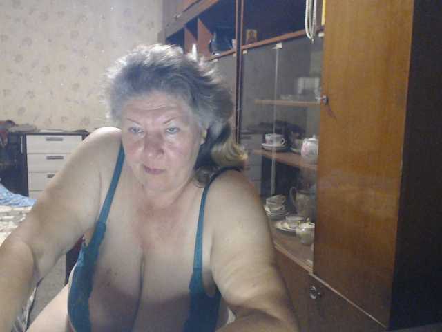 SweetSugar77 live cam on BongaCams