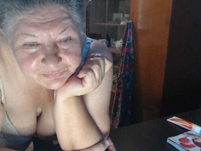 SweetSugar77 live cam on BongaCams