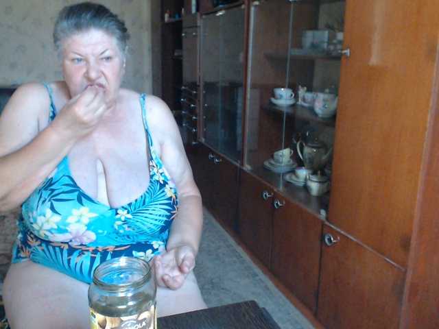 SweetSugar77 live cam on BongaCams