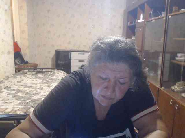 SweetSugar77 live female cam on bongacams